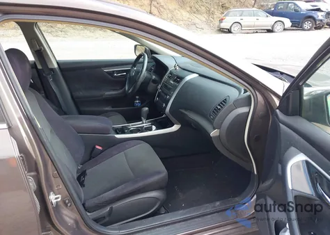 2013 Nissan Altima 2.5 S из США, поврежденный, VIN 1N4AL3AP1DC911019